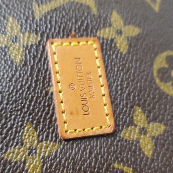 LOUIS VUITTON Malletier Monogram SAUMUR 35 dual messenger bag - Picture 10 of 16